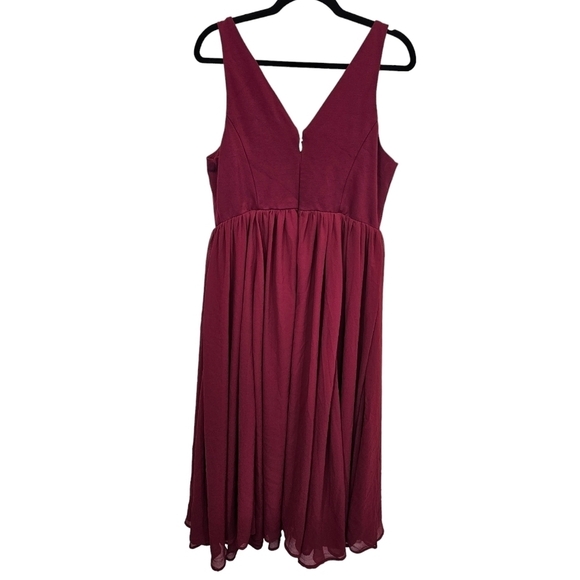 Torrid Size 14 Stretchy Burgandy Mixed Media Midi Chiffon Skater Dress - Picture 2 of 8